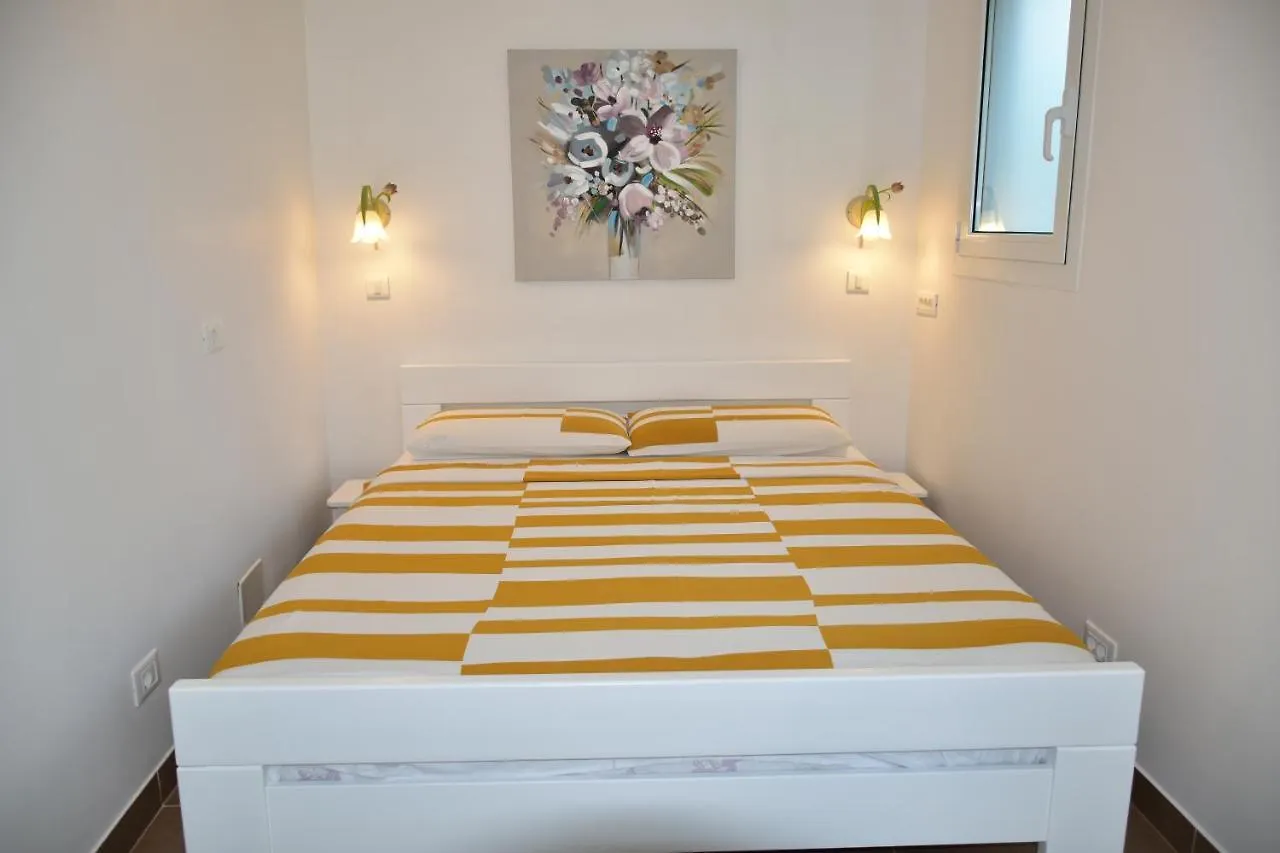 Apartment Holiday Home M&M Novigrad  Croatia