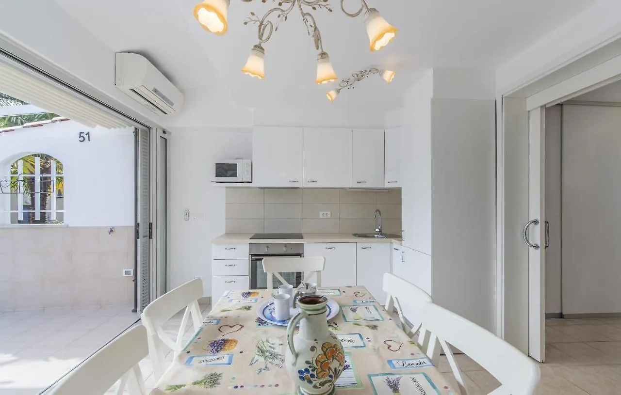 Holiday Home M&M Novigrad  0*, Novigrad (Istria)